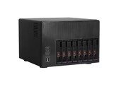 Le PC NAS XYC X108 peut prendre en charge jusqu'à 144 To de stockage, grâce à ses huit baies de disque. (Source de l'image : AliExpress)