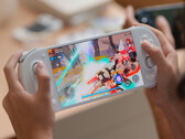 AYANEO espère commencer à expédier la Pocket EVO en novembre 2024. (Source de l'image : AYANEO)