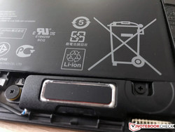 Asus ZenBook UX391U - L'un des haut-parleur.