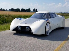 L'orateur principal de la 2025 SPE Automotive Conference parlera de la fabrication de voitures en matériaux composites qui émettent moins de CO2. (Source de l'image : Casey Putsch)