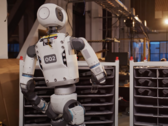 Atlas triant les pièces. (Source de l'image : Boston Dynamics)