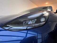 Les voitures Tesla aux États-Unis bénéficient enfin de la fonction Matrix Headlights (Image source : jojje167 on X)