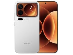 Le Xiaomi 17 Pro Max est doté d&#039;une batterie en carbone-silicium de 7 500 mAh qui peut être chargée à 100 W. (Source : Xiaomi)