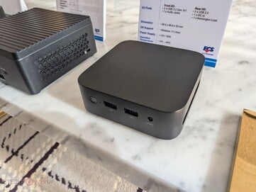 ECS Liva Z4 (Image source : TechPowerUp)