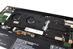 ThinkPad Z13 : Système de refroidissement avec deux petits ventilateurs