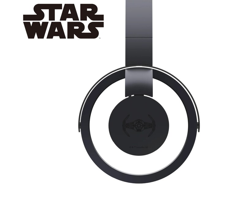 Le ONE nwm noir est imprimé d'une image d'un chasseur TIE. Le ONE blanc représente un chasseur X-wing. (Source de l'image : NTT Sonority)