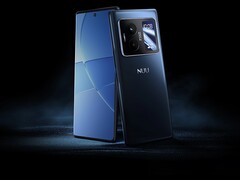 Le Nuu B40 est un smartphone à double écran disponible aux États-Unis. (Source de l&#039;image : Nuu)