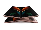 Le téléphone pliable d'OPPO pourrait ressembler à ça. (Source : Samsung)