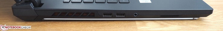 Côté gauche : 2 USB A 3.0, prise jack.
