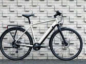 Le vélo électrique Decathlon Elops LD500E a une autonomie d'assistance de 115 km (~71 miles). (Image source : Decathlon)