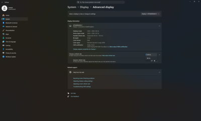 Paramètres d'affichage avancés de Windows avec options de taux de rafraîchissement
