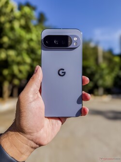 Google Pixel 10 Pro XL en pierre de lune