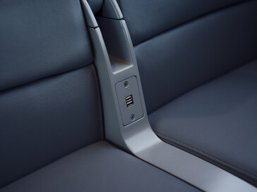 USB-A entre les sièges. (Source de l'image : Amtrak)