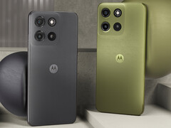 Motorola a créé le Moto G15 dans les coloris Gravity Grey et Iguana Green. (Source de l'image : Motorola)