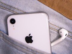 La grande majorité des adolescents américains possèdent un iPhone Apple ainsi qu&#039;une paire d&#039;AirPods (Image : Salil Sachdeva)