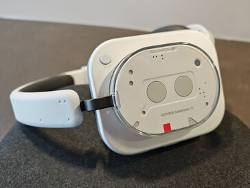 Nothing Headphone (1) White (image source : Notebookcheck)
