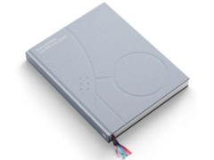 La PlayStation : The First 30 Years 400 Page Photography Book by Read Only Memory (source d&#039;image : PlayStation Blog)