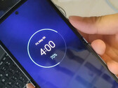 Le Motorola Razr 3 devrait être équipé d'appareils photo haute résolution, dont un capteur frontal de 32 MP. (Image source : @evleaks)