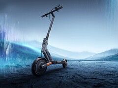 Le Xiaomi Electric Scooter 4 Ultra a une autonomie de 70 km (~43 miles) sur une seule charge. (Image source : Xiaomi)