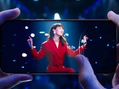 Les vidéos de présentation de la série Huawei Pura 80 renvoient à l'histoire des appareils photo phares de Huawei et promettent la meilleure qualité de zoom. (Source de l'image : Huawei)