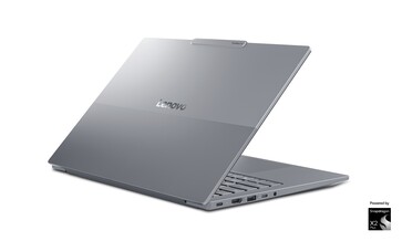 Ports du ThinkBook 14 Gen 9 sur le côté gauche.