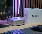 Le prochain Mac mini devrait conserver le même design que l'édition 2024 illustrée ici. (Source de l'image : Notebookcheck)