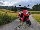 Test du scooter électrique Niu Mqi+ Sport : silence en ville