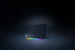Le Razer Handheld Dock Chroma est disponible en précommande dès maintenant (source d'image : Razer)