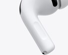 Les prochains écouteurs AirPods Pro devraient, selon certaines informations, bénéficier d'une amélioration de la caméra par rapport aux AirPods Pro 3 illustrés ici.