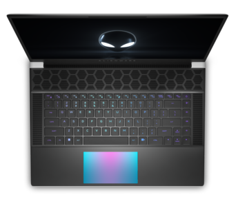 Alienware x16 - Clavier et touchapd. (Image Source : Dell)