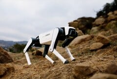 Le dernier chien robot de Dobot devrait coûter un peu plus de 1 000 dollars. (Source de l'image : Dobot)