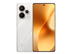 Le Realme 15 sera disponible en trois couleurs, dont Flowing Silver (photo). (Source de l&#039;image : Sudhanshu Ambhore)
