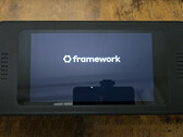 Pitstoptech utilise une carte mère Framework comme console de jeu. (Source de l'image : Pitstoptech)