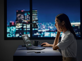 Le Zenbook Pro 14 Duo OLED est un ordinateur portable compact doté d'un écran secondaire. (Image source : ASUS)
