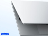 L’Obook 15 AI est proposé à partir de 689,99 $. Sur la photo : une image promotionnelle montrant le design extérieur de l’ordinateur portable.
