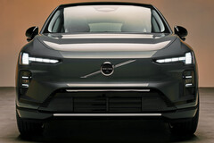 Les livraisons de la nouvelle Volvo EX60 ont commencé en Europe. Ce SUV électrique offre une autonomie pouvant atteindre 810 kilomètres.