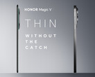 Honor a déjà laissé entendre que le Magic V5 serait plus fin que le Magic V3, illustré à gauche. (Source de l'image : Honor - édité)