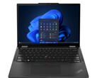 Le ThinkPad X13 2-en-1 Gen 5 pèsera à peine 1,2 kg lorsqu'il sera configuré avec une batterie de 41 Wh et un capot supérieur noir. (Source de l'image : Lenovo)