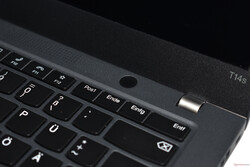 Lenovo ThinkPad T14s G2 : lecteur d'empreintes digitales intégré au bouton d'alimentation