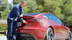 La nouvelle Model 3 Performance bénéficie d'un crédit d'impôt (image : Top Gear/YT)