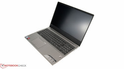 En test : le Lenovo IdeaPad 720-15IKB. Modèle de test aimablement fourni par notebooksbilliger.de.