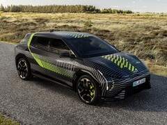L&#039;EV4 GT de Kia (photo) a été présentée avec le nouvel habillage GT. (Source de l&#039;image : Kia)