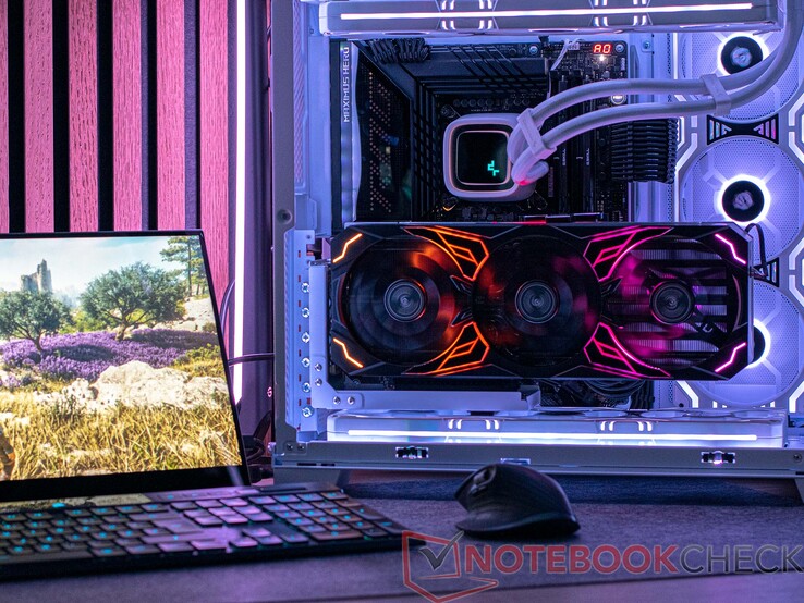 KFA2 GeForce RTX 4080 Super SG dans notre système de test KFA2 GeForce RTX 4080 Super SG dans notre système de test