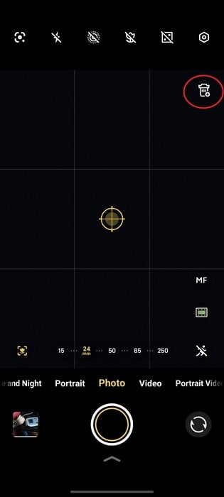 L'icône du téléconvertisseur dans l'application appareil photo est un raccourci pratique dans la plupart des modes.