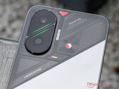 Le Poco F7 devrait être comparativement abordable pour un smartphone doté d'un chipset Snapdragon 8s Gen 4 et de 12 Go de mémoire vive. (Source de l'image : Notebookcheck)