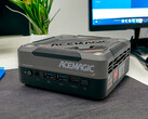 Test de l'Acemagic AM18 : mini-PC de jeu au look cyberpunk avec Ryzen 7 7840HS et 32 Go de RAM