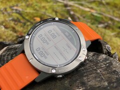 La série Garmin Fenix 6 continue de recevoir des mises à jour, des années après sa sortie. (Image source : Hard Workout)