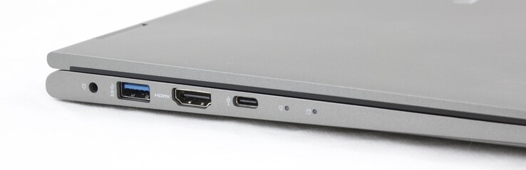 Côté gauche : entrée secteur, USB A 3.0, HDMI, USB C 3.0 + Thunderbolt 3.