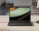 Le Pro 7 Series 13 est l'ordinateur portable Dell Pro le plus fin que la société ait lancé à ce jour.