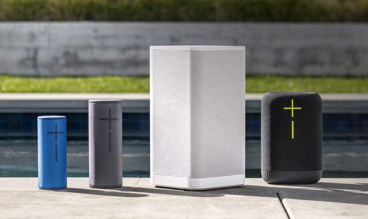 De gauche à droite : Les UE BOOM, MEGABOOM, HYPERBOOM et EPICBOOM (Image Source : Ultimate Ears)